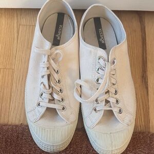 Novesta Cream Canvas Low-Top Sneakers